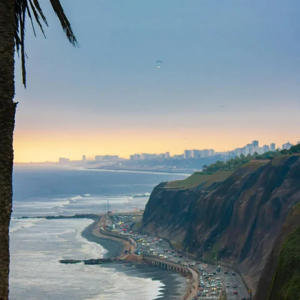 Vista de la Costa Verde de Lima, Per煤